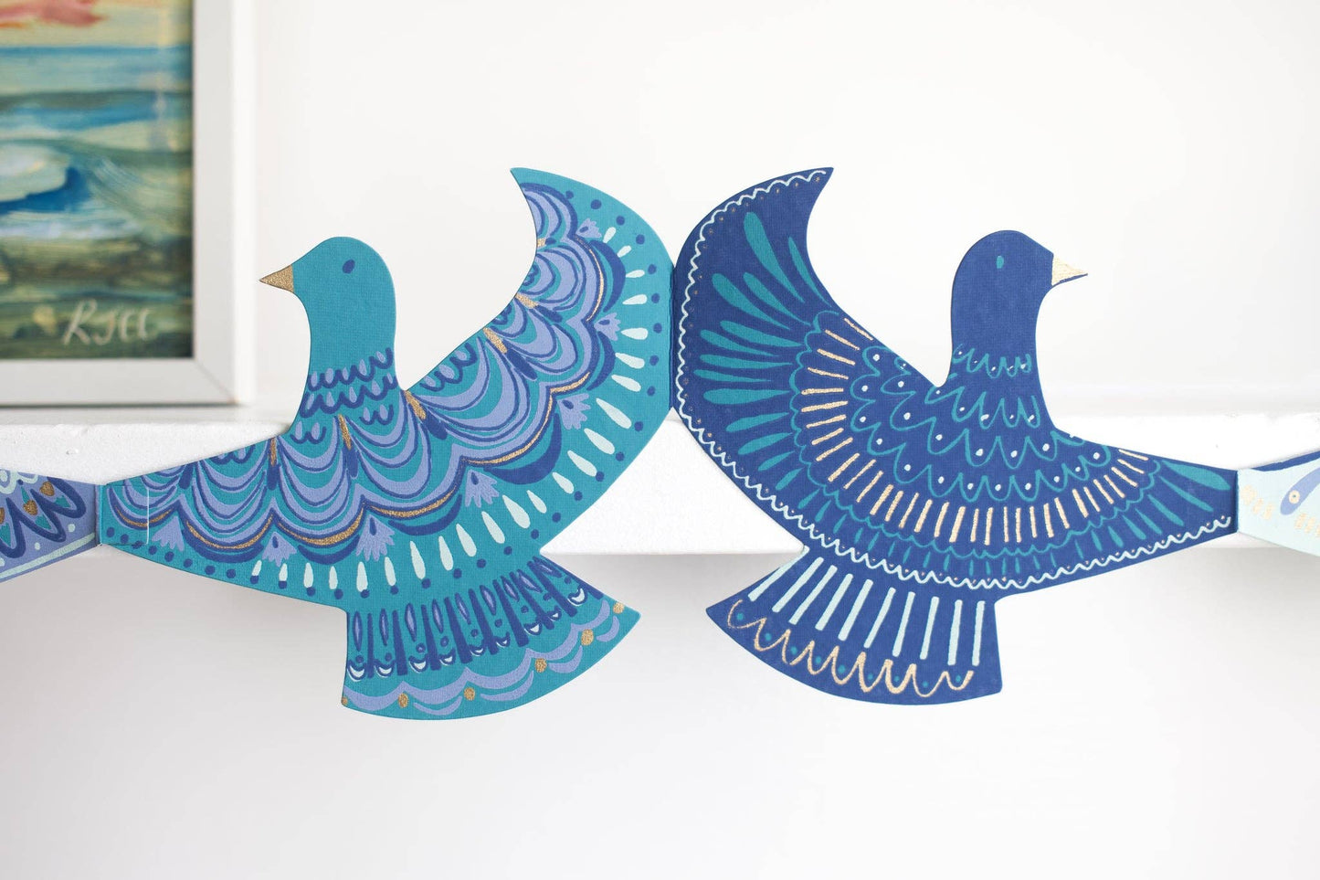 Dove Concertina Garland