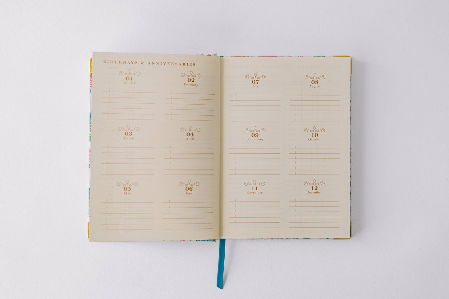 2026 Birds and Bows 17-Month Medium Bound Planner
