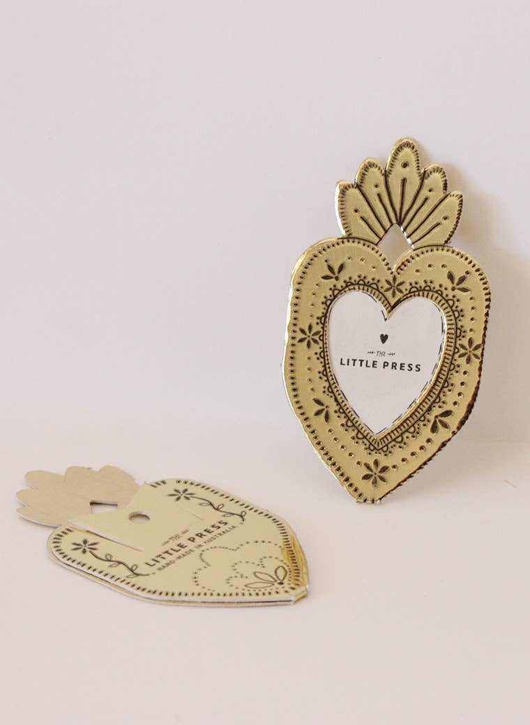 Mini Heart Frame: Gold