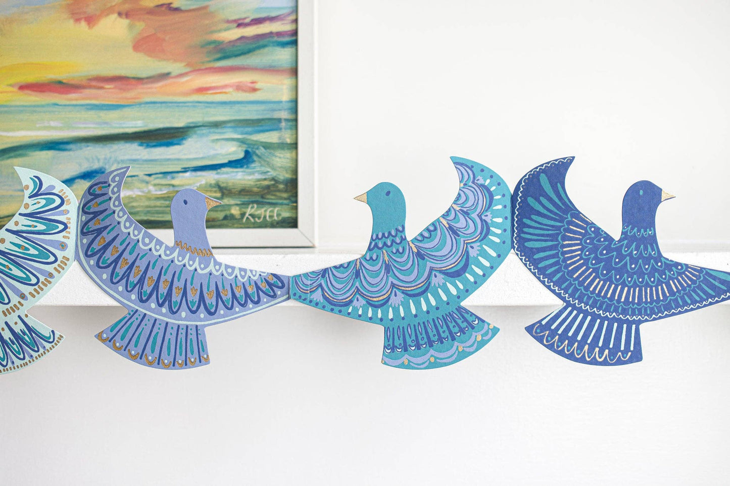 Dove Concertina Garland