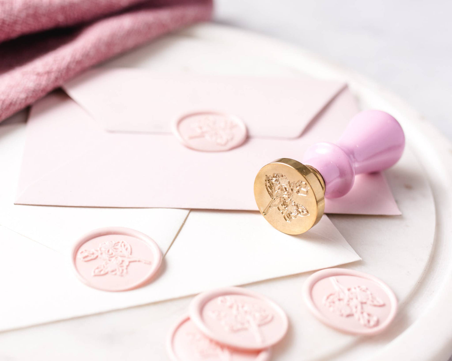 Wax seal stamp and wax stick set: Ribbon Bow