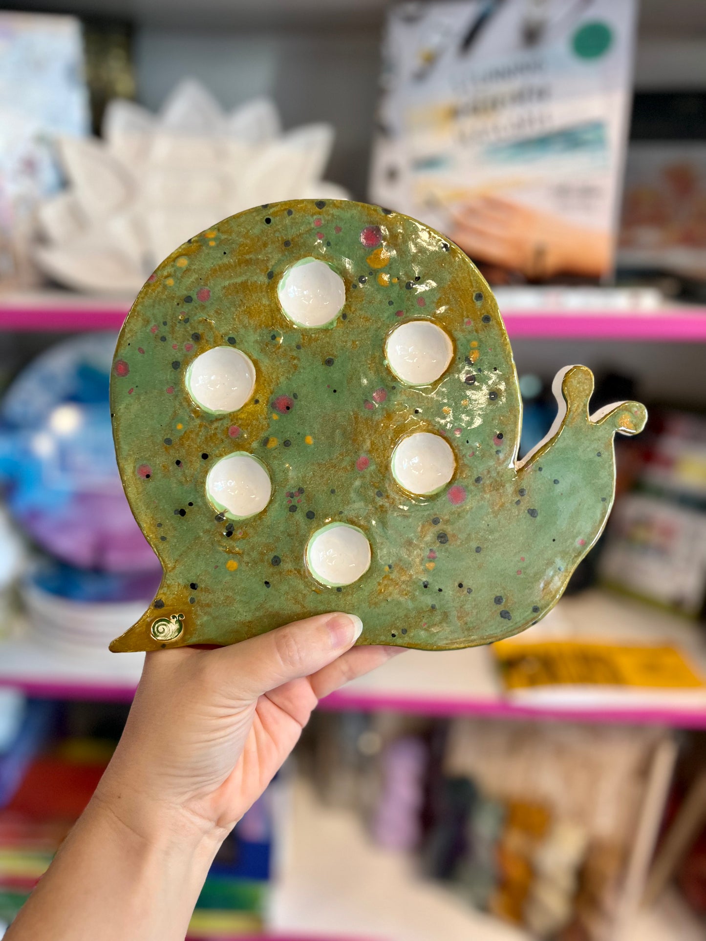 Handmade Green Snail Ceramic Paint Palette