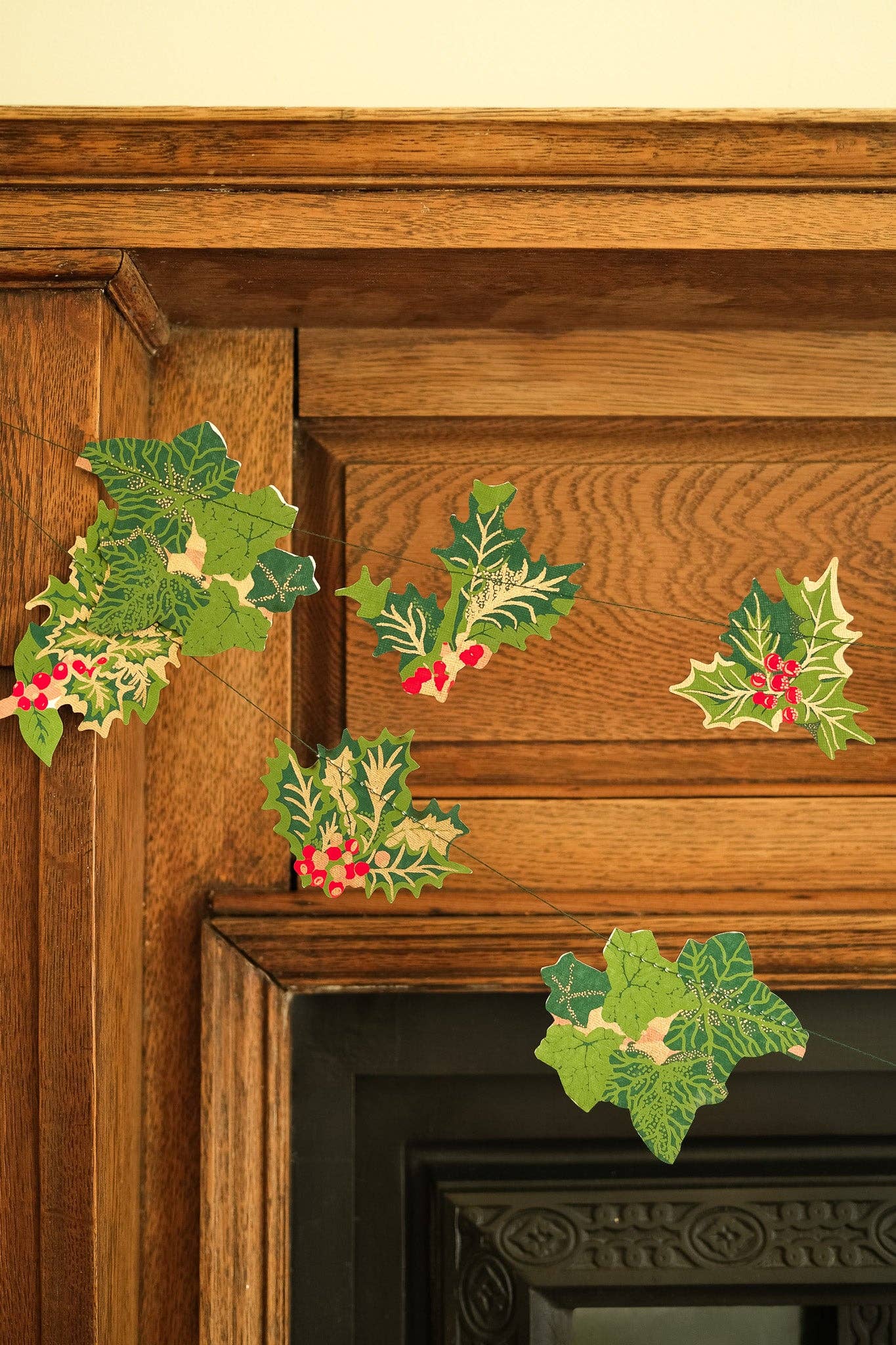 Holly and Ivy Garland