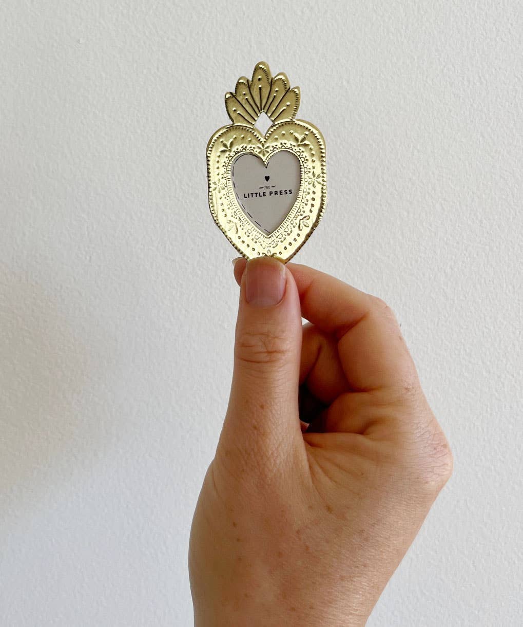 Mini Heart Frame: Gold