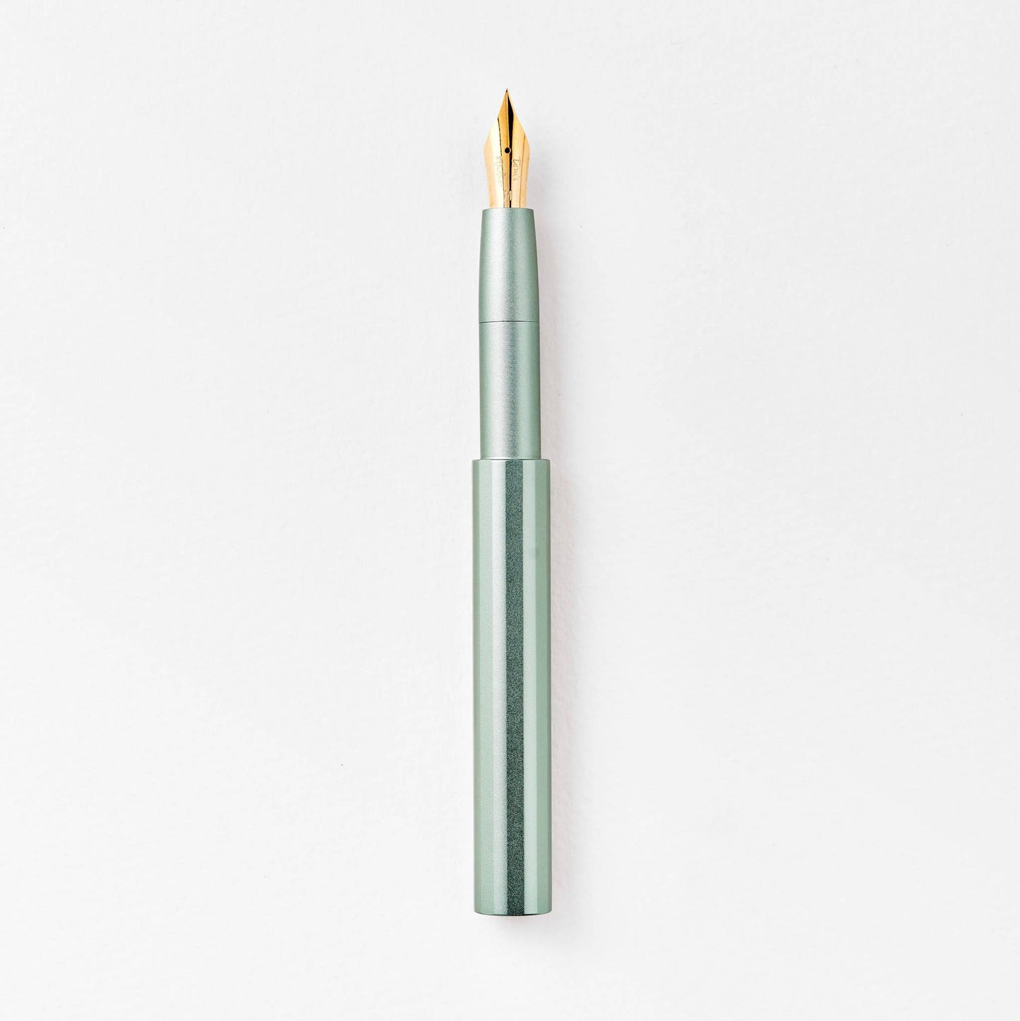 The Studio Pocket Fountain Pen 2.0: Ivy / Architect