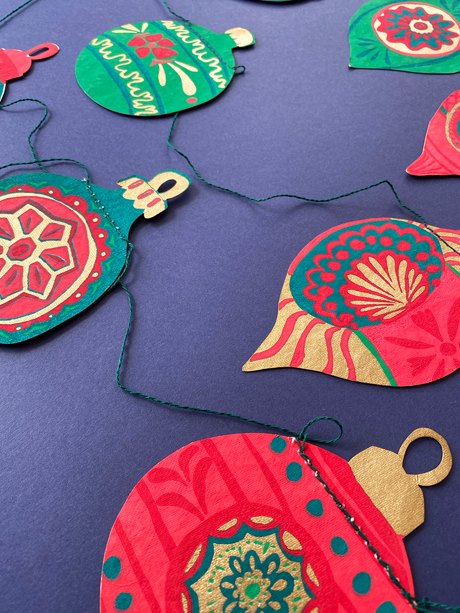 Christmas Ornament Bauble Garland