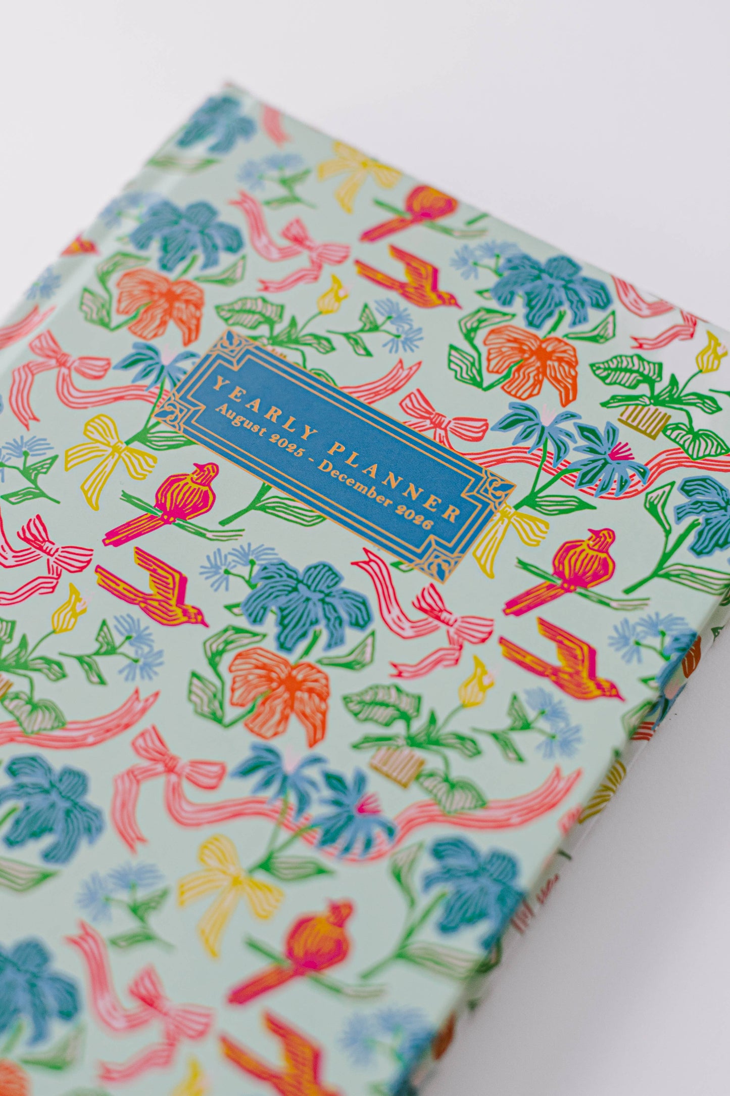 2026 Birds and Bows 17-Month Medium Bound Planner