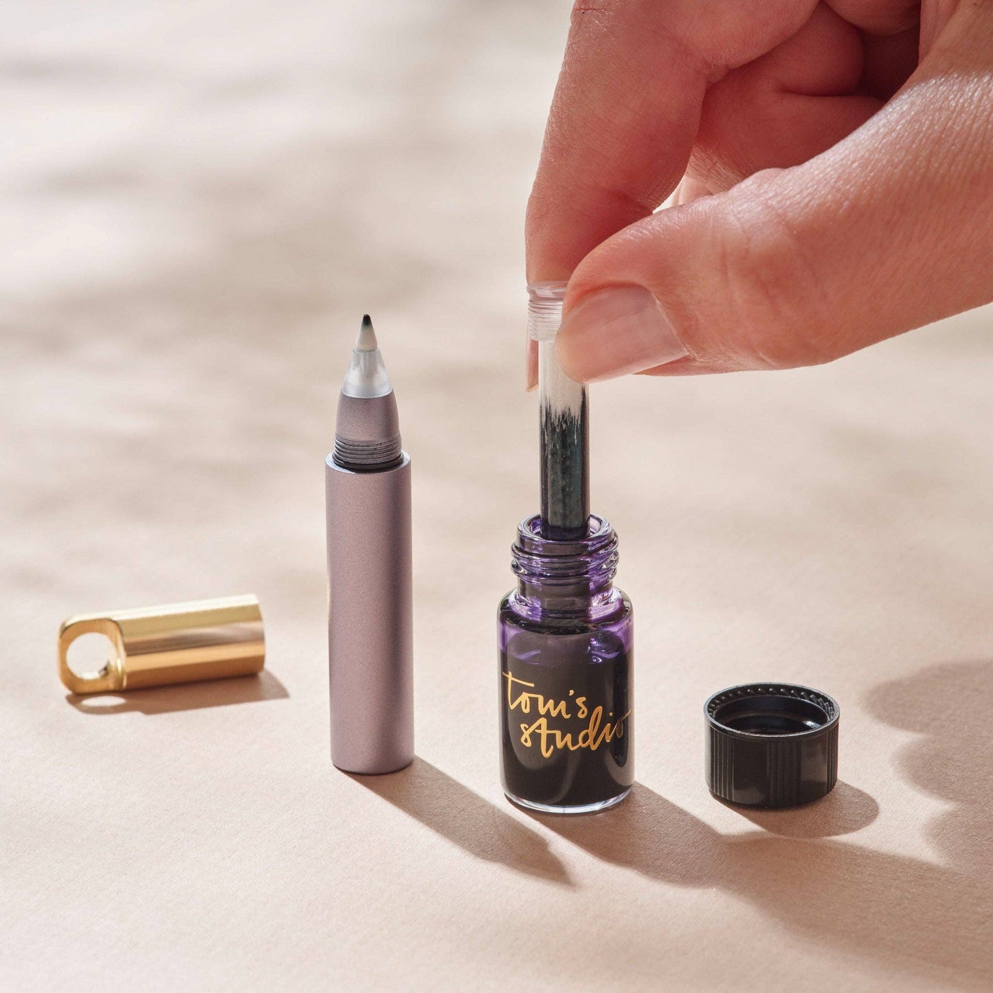 The Field Mouse – refillable travel pen: Sage