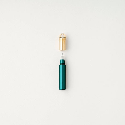 The Field Mouse – refillable travel pen: Ivy