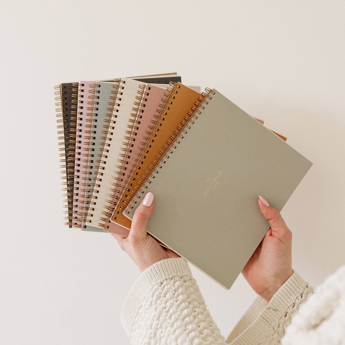 Weekly Overview Planner // Undated: Mint Blue