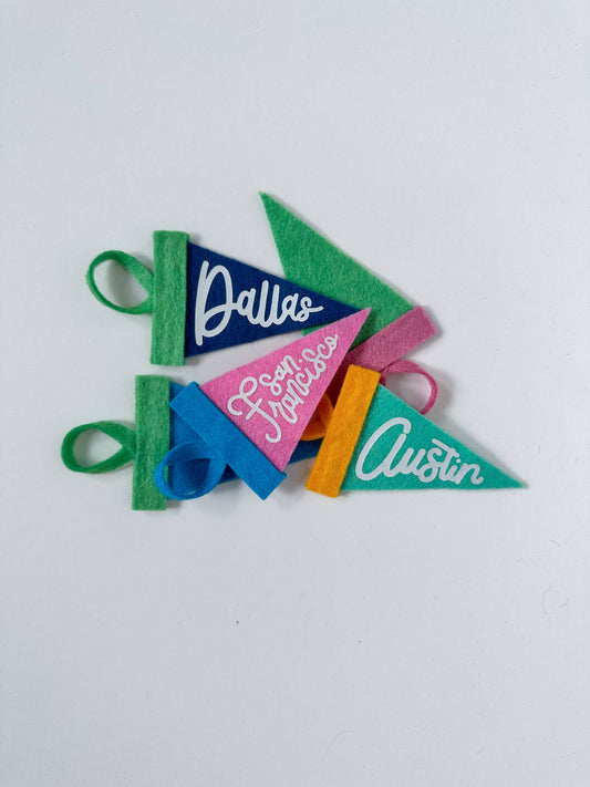 Charleston mini pennant