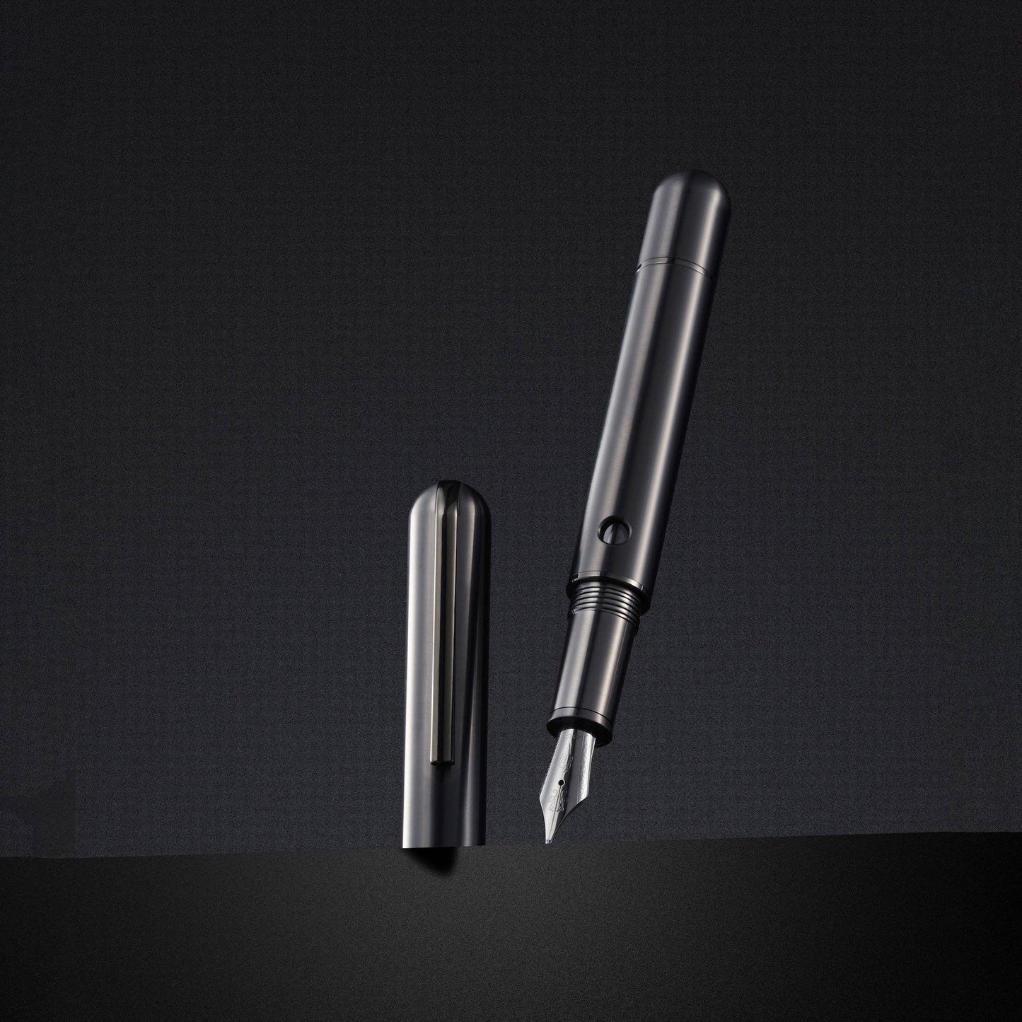 Nautilus Ti Black Titanium Fountain Pen: Medium