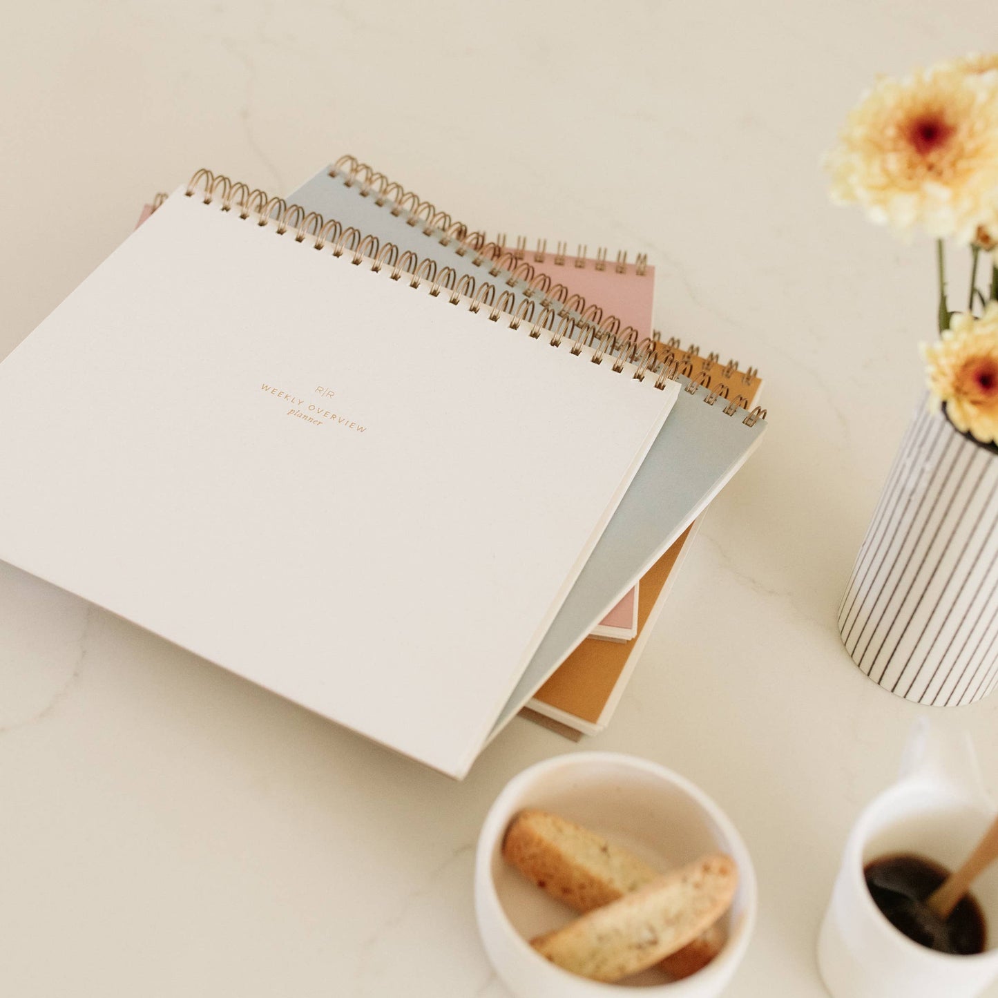 Weekly Overview Planner // Undated: Mint Blue