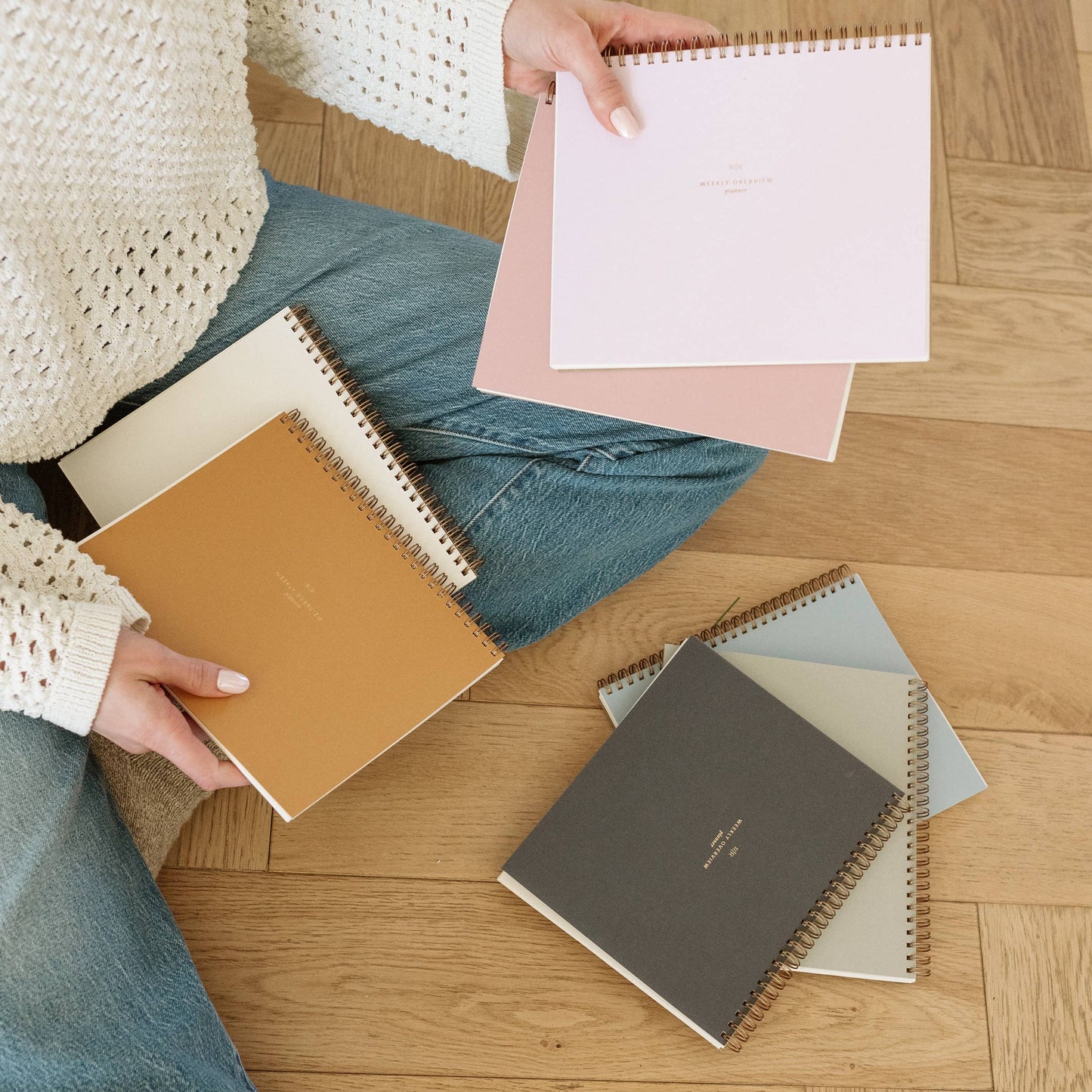 Weekly Overview Planner // Undated: Mint Blue