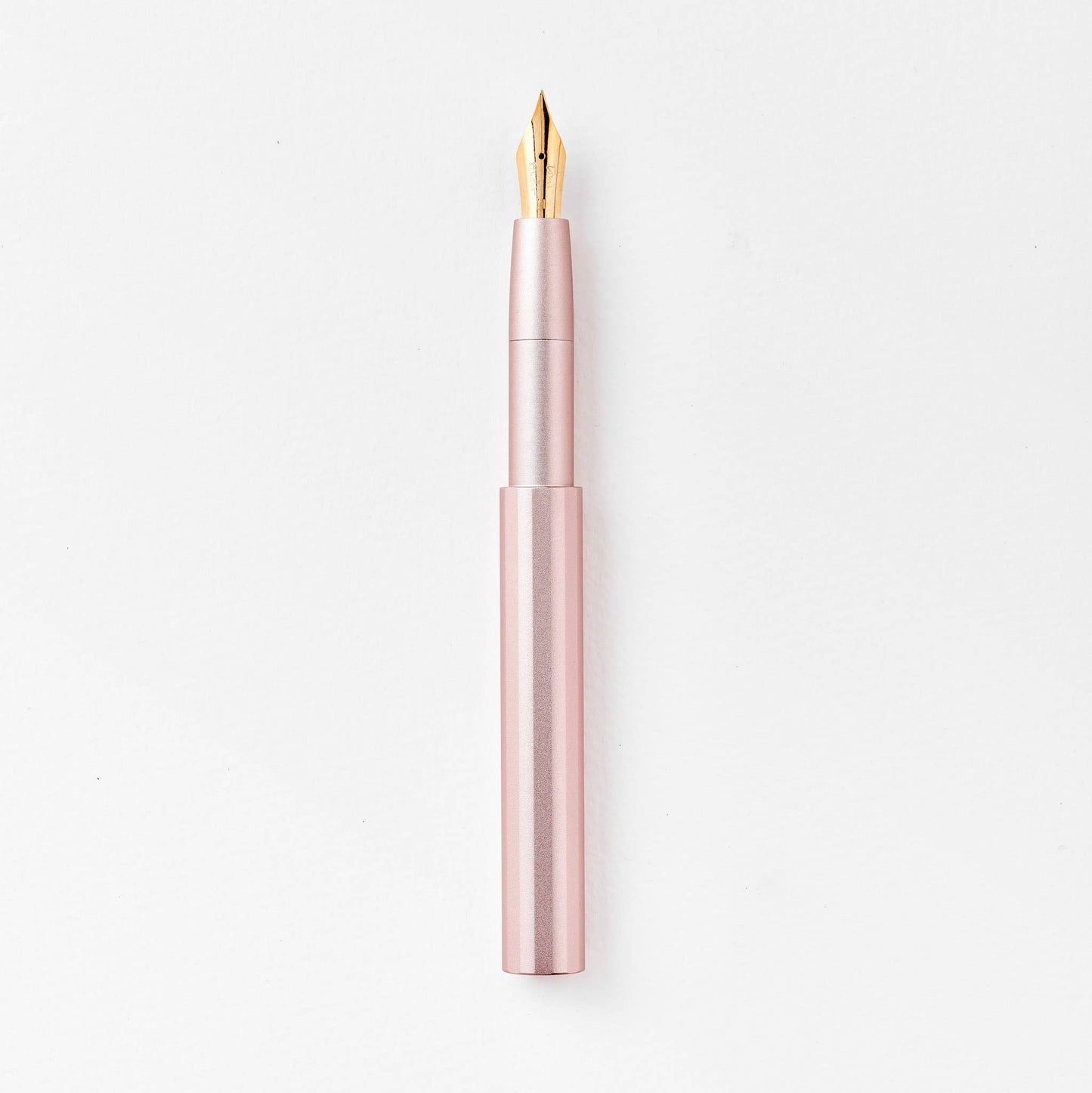 The Studio Pocket Fountain Pen 2.0: Blush / EF Semi~Flex