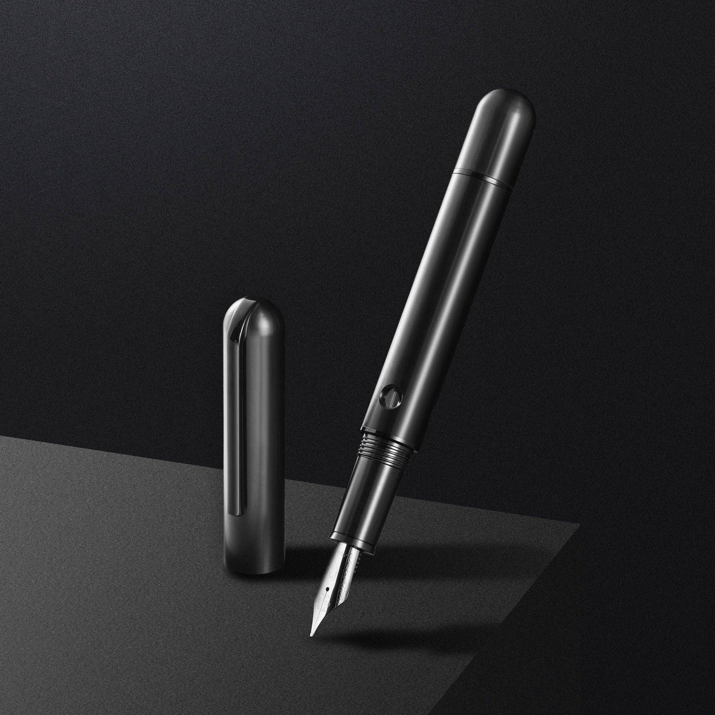 Nautilus Ti Black Titanium Fountain Pen: Medium